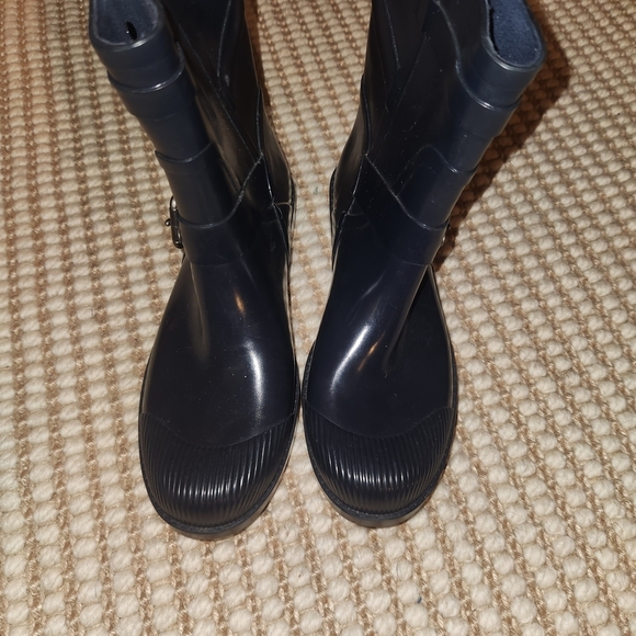Coach "Lester"  Navy Size 7 Rain Boots with Buckle - Picture 5 of 7